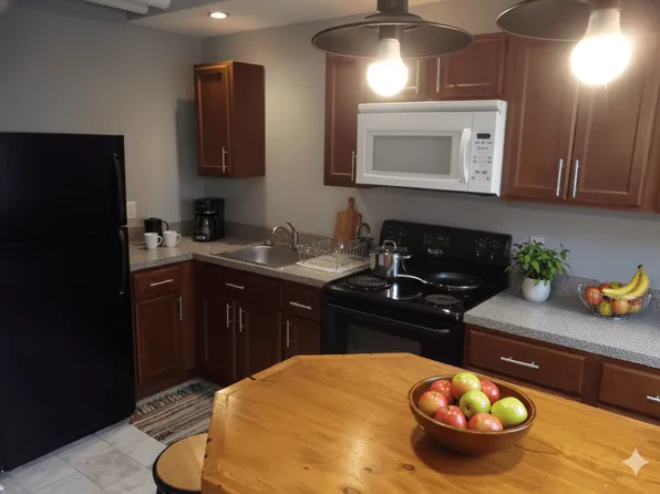 1000 Elmwood, 1000 Elmwood Ave, Buffalo, NY 14222