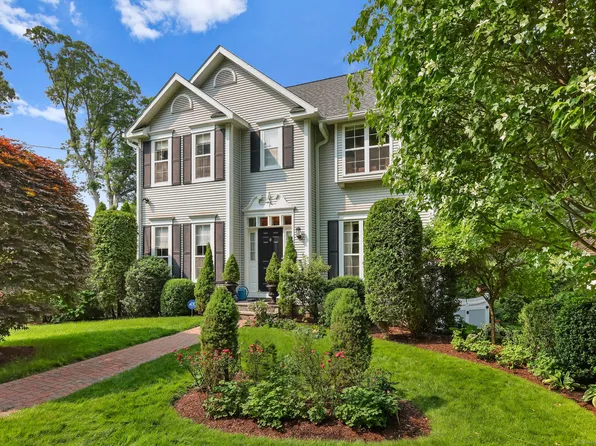 40 Pumpkin Ground Road, Stratford, CT 06614