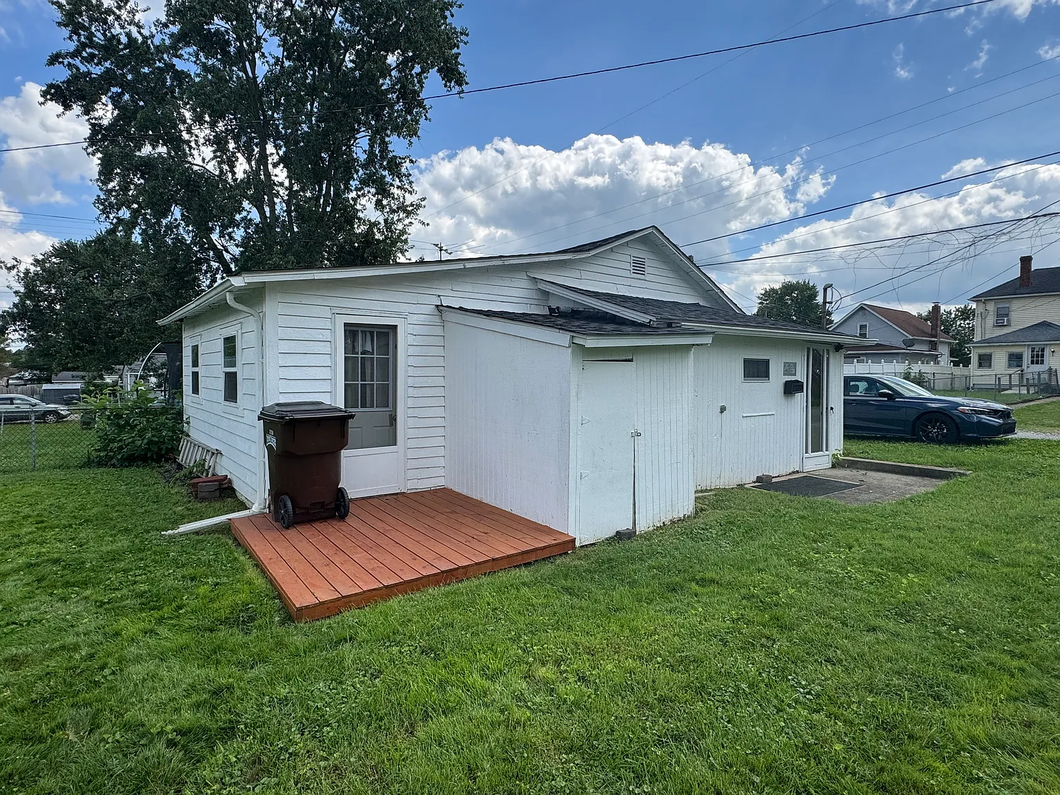 2 bed, 560 sqft, $930 — Photo 2