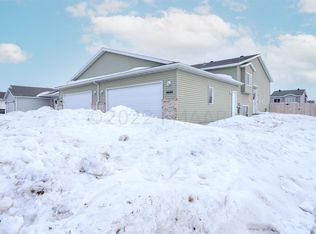 4444 15th St S, Moorhead, MN 56560