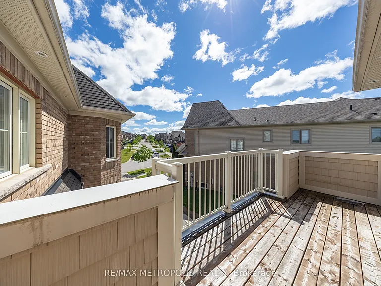 36 Michaelis St — Photo 43
