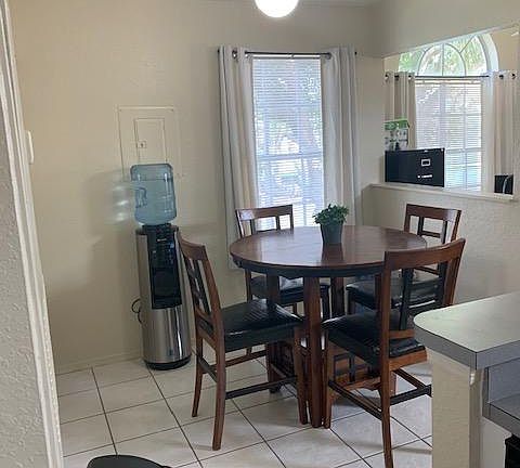 5th image of 1620 Columbia Arms Cir Unit 261