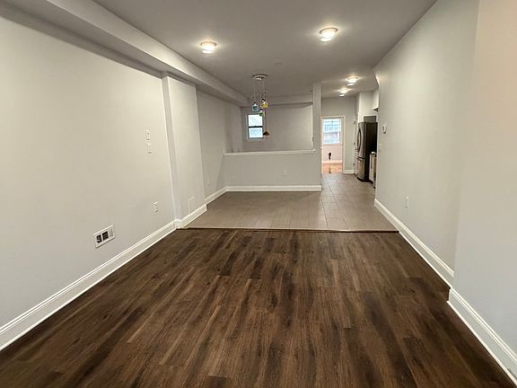 3rd image of 1113 Wallace St Floor 1