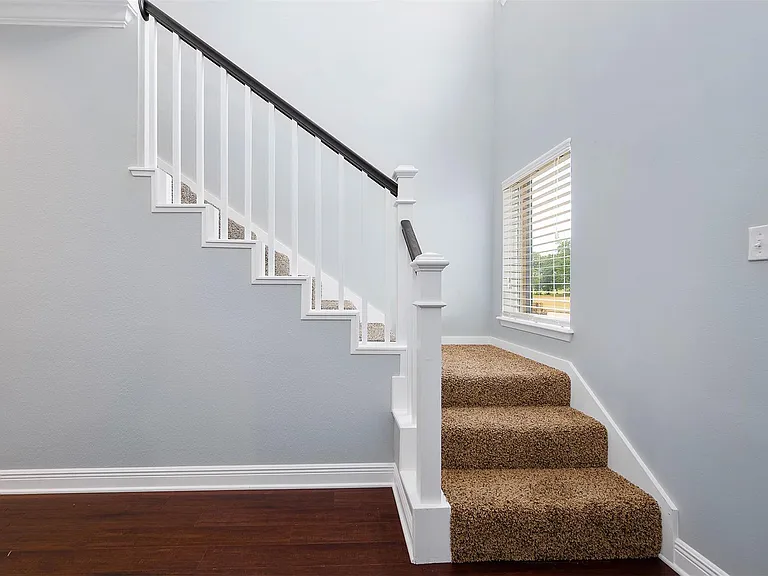 2470 Country Club Dr — Photo 14