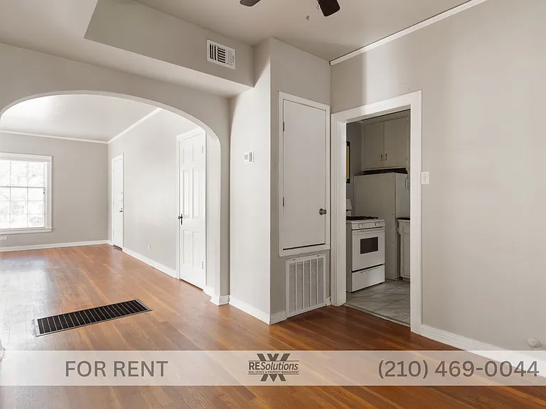 336 E Lullwood Ave #1 — Photo 14
