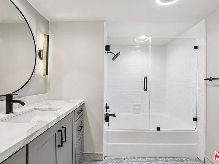 2700 Cahuenga Blvd E #4313 — Photo 23
