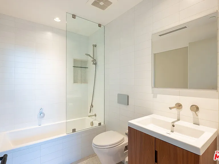746 Marco Pl — Photo 62