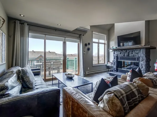 174 Chemin De La Frst #404, Mont Tremblant, QC J8E 3K8