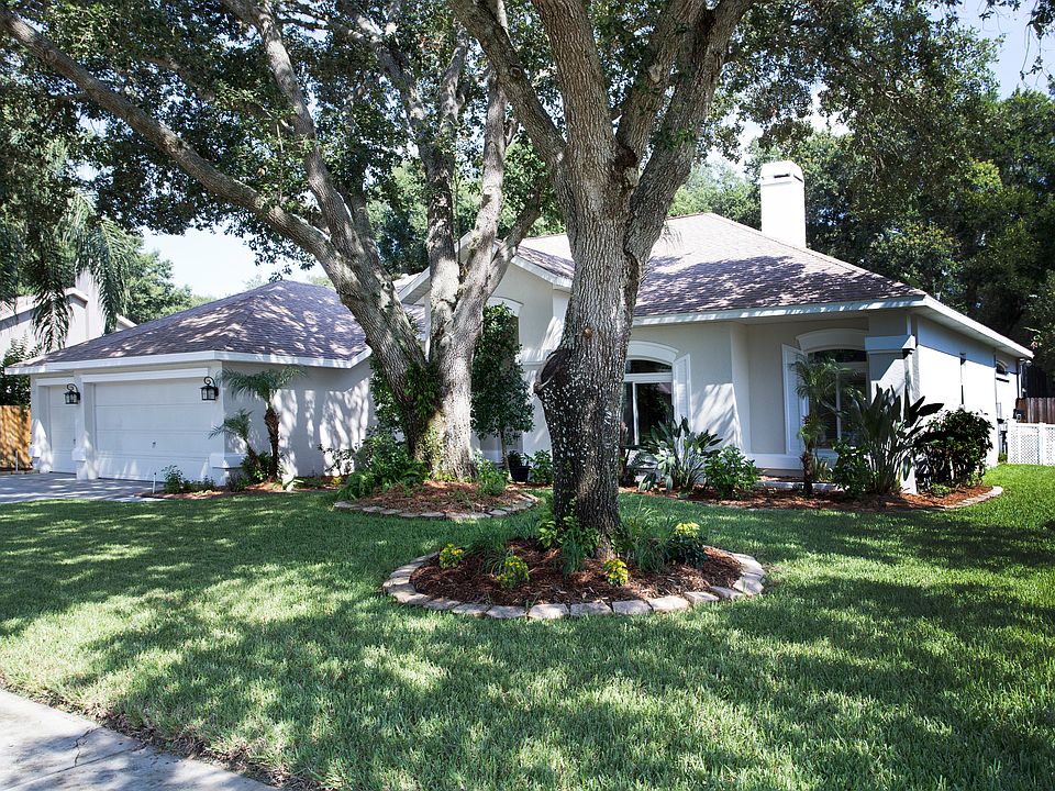 1st image of 2209 Eagle Bluff Dr