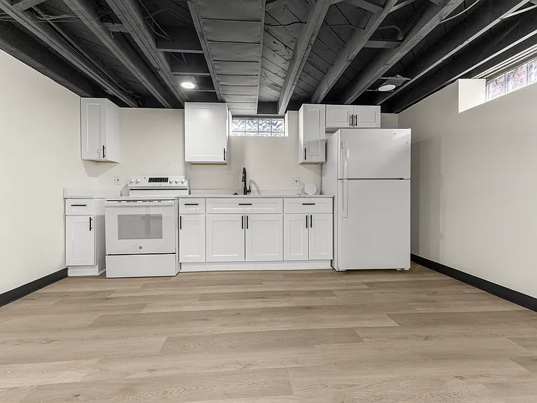 1405 Venice St — Photo 27