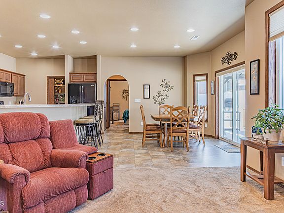 5th image of 4000 New Rockford Pl