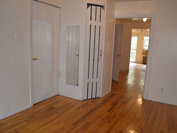 3rd image of 150 President St APT 1