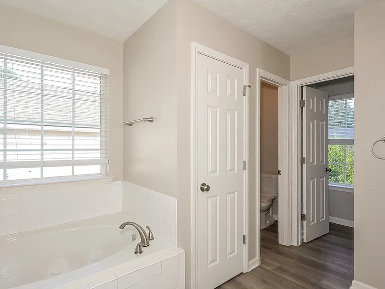 7023 Red Maple Ln — Photo 12
