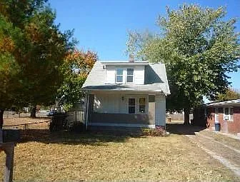 3264 W Mooresville Rd photo 1
