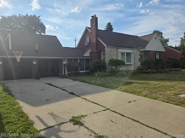 439 N Vernon St, Dearborn, MI 48128