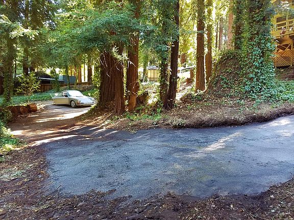 5th image of 695 Robinhoods Holw