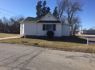 804 Division St, Muscatine, IA 52761