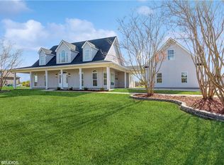 381 Latigue Rd, Westwego, LA 70094