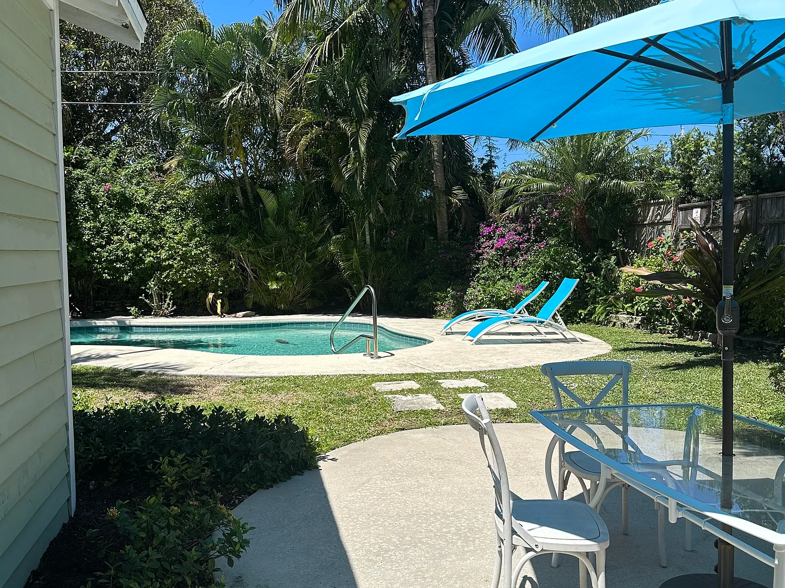 3 bed, 1580 sqft, $11,500 — Photo 2