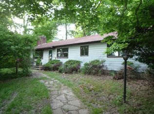 4323 Alexander Rd, Atwater, OH 44201