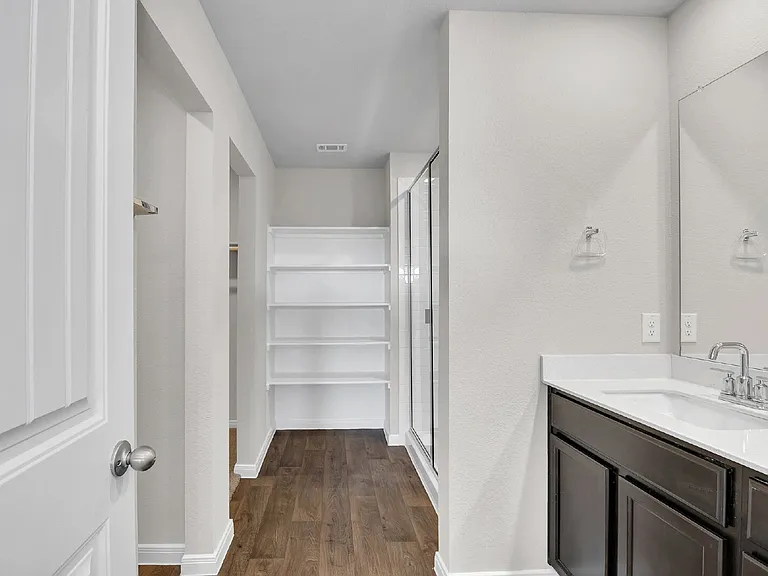 585 Apache Plum Dr — Photo 29