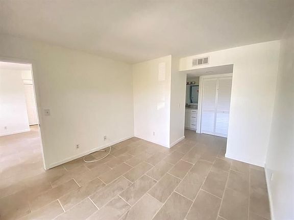 5th image of 1566 SE Royal Green Cir APT V101