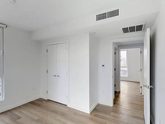 4th image of 814 Amsterdam Ave APT 12M