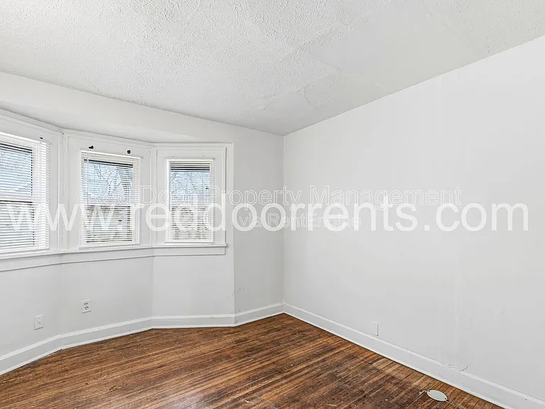 408 N Oakland Ave #A — Photo 14