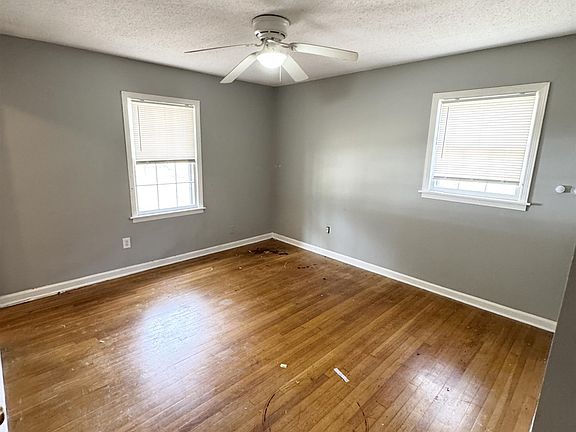3rd image of 5141 Dunnellon Ave