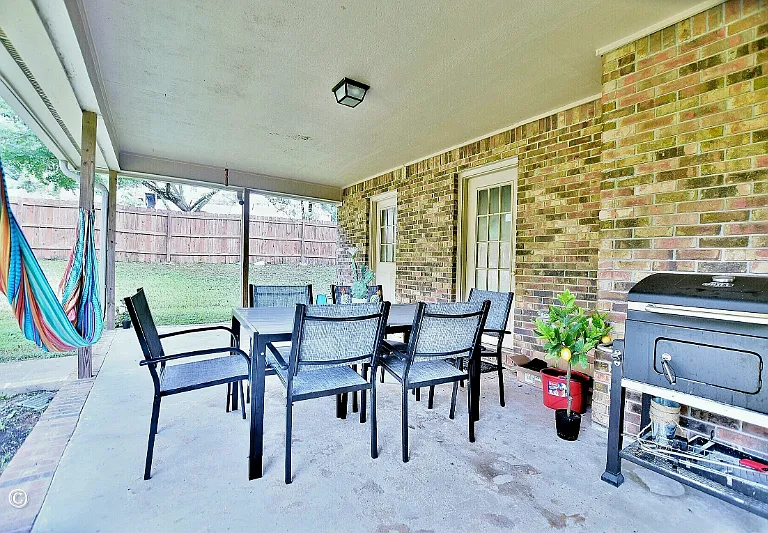 4660 Woodmere Ln — Photo 22