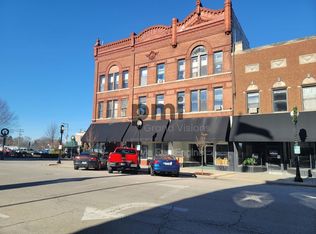 601 Monroe Ave #26, Charleston, IL 61920