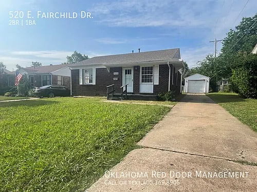 520 E Fairchild Dr Photo 1