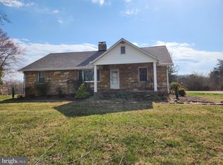 9527 Springs Rd, Warrenton, VA 20186