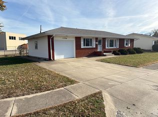 1108 Oklahoma Ave, Mattoon, IL 61938