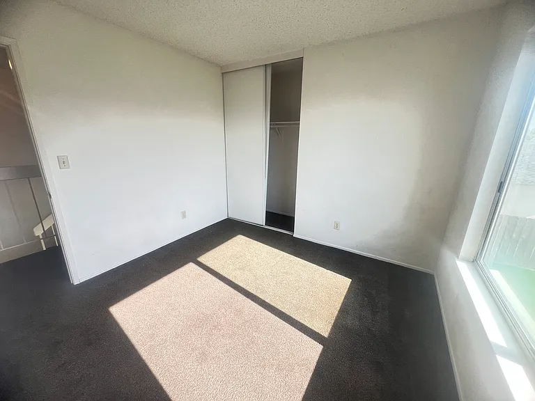 11080 Pegasus Ave — Photo 7