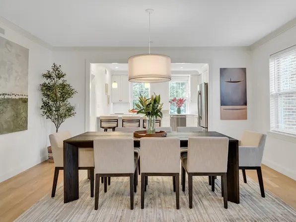 25 Alton Ct #2, Brookline, MA 02446