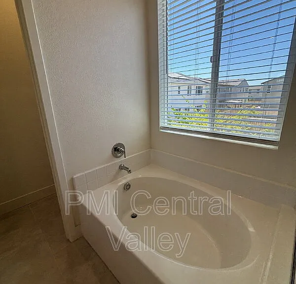 3226 Tibidabo St — Photo 28