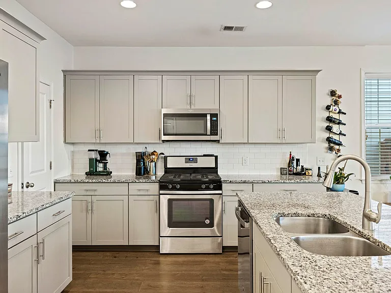 622A Pendleton Dr — Photo 13