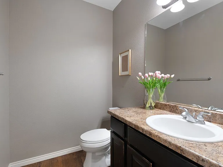 1411 Fieldwood Ct — Photo 23