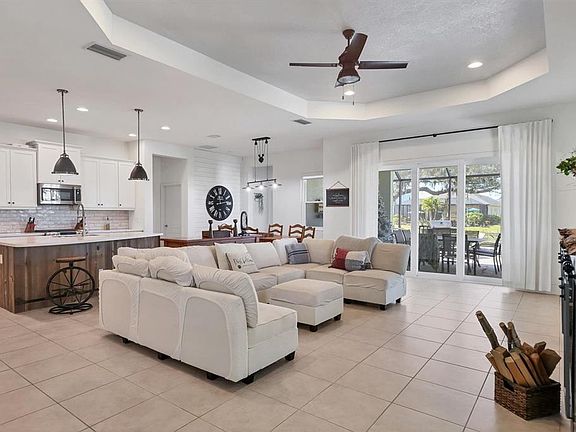 4th image of 2006 Red Lake Run