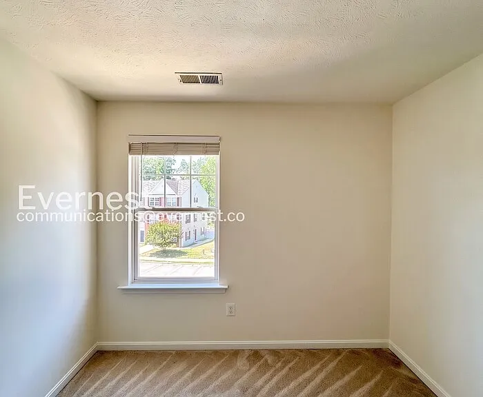 18339 Democracy Ave — Photo 14