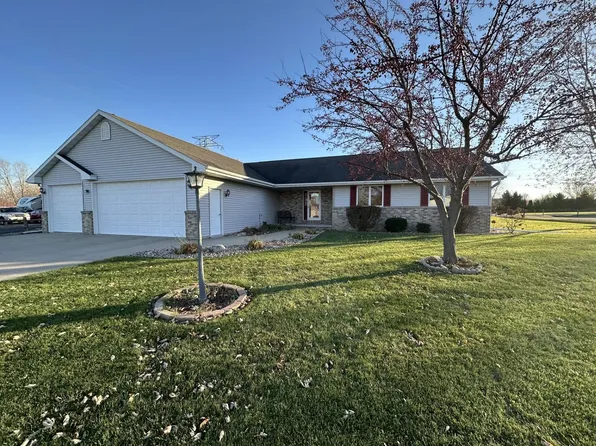 W6003 Hearthstone Dr, Appleton, WI 54915