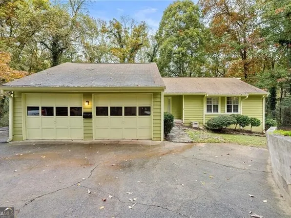 545 Longleaf Dr, Roswell, GA 30075