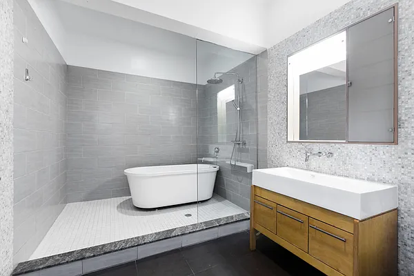 Rented by Corcoran | media 24