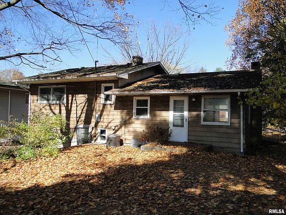 2nd image of 1317 Parkview Dr