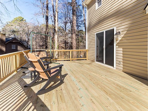 5th image of 8121 Brookwood Ct