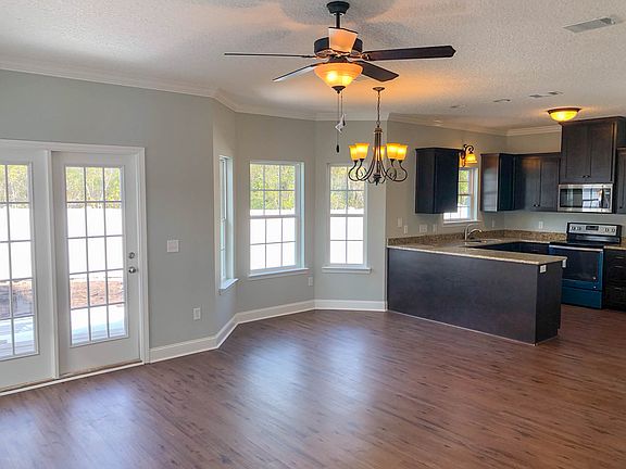 SAMPLE Naomi dining area amp kitchen
