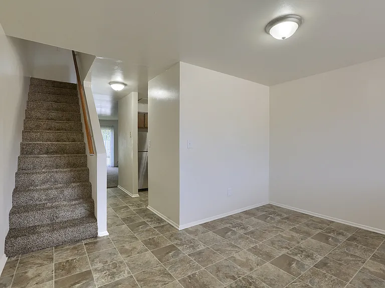 700 Salem Rd — Photo 4