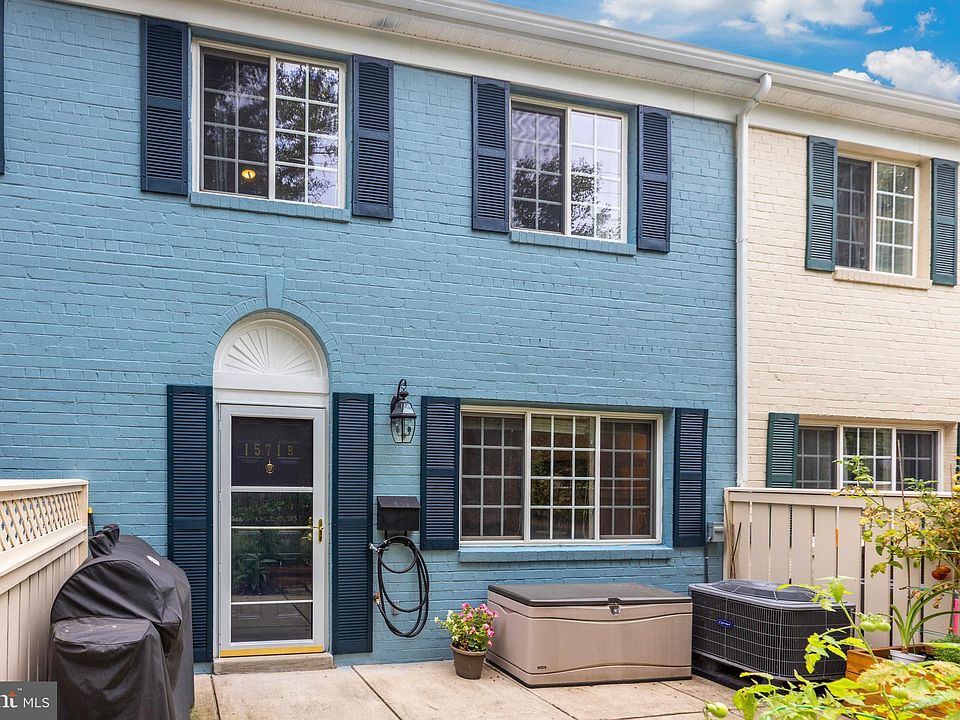 1st image of 1571-1571 N Van Dorn St #B