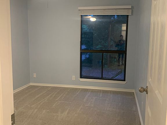 5th image of 406 Stonewood Dr